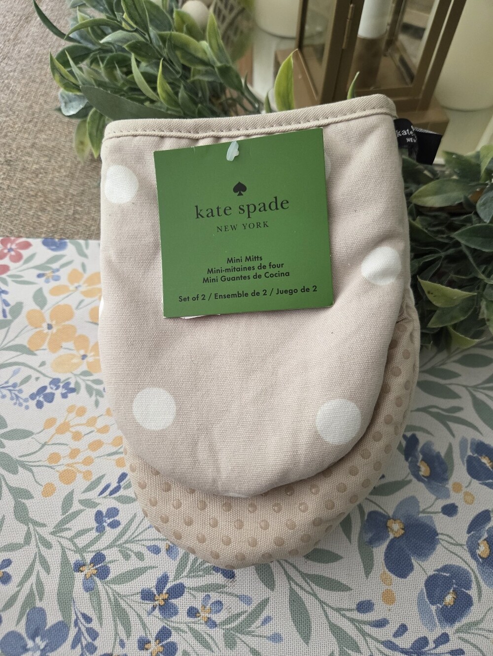 kate spade Cream Polka Dot Mini Mitts Set
